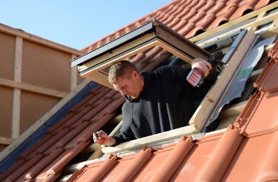 Pose de fenêtres de toit Velux à Molles